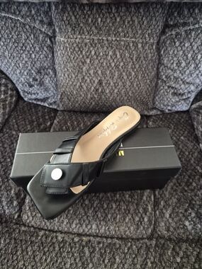 Chic Black Slide Sandal with Square Toe - Cape Robbin